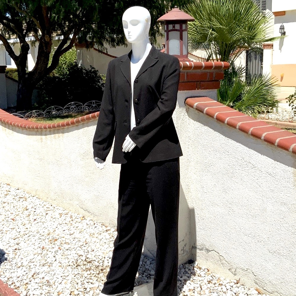 Focus 2000 Elegant Black Women's Pantsuit